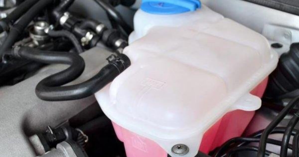 Reservatorio de agua do radiador